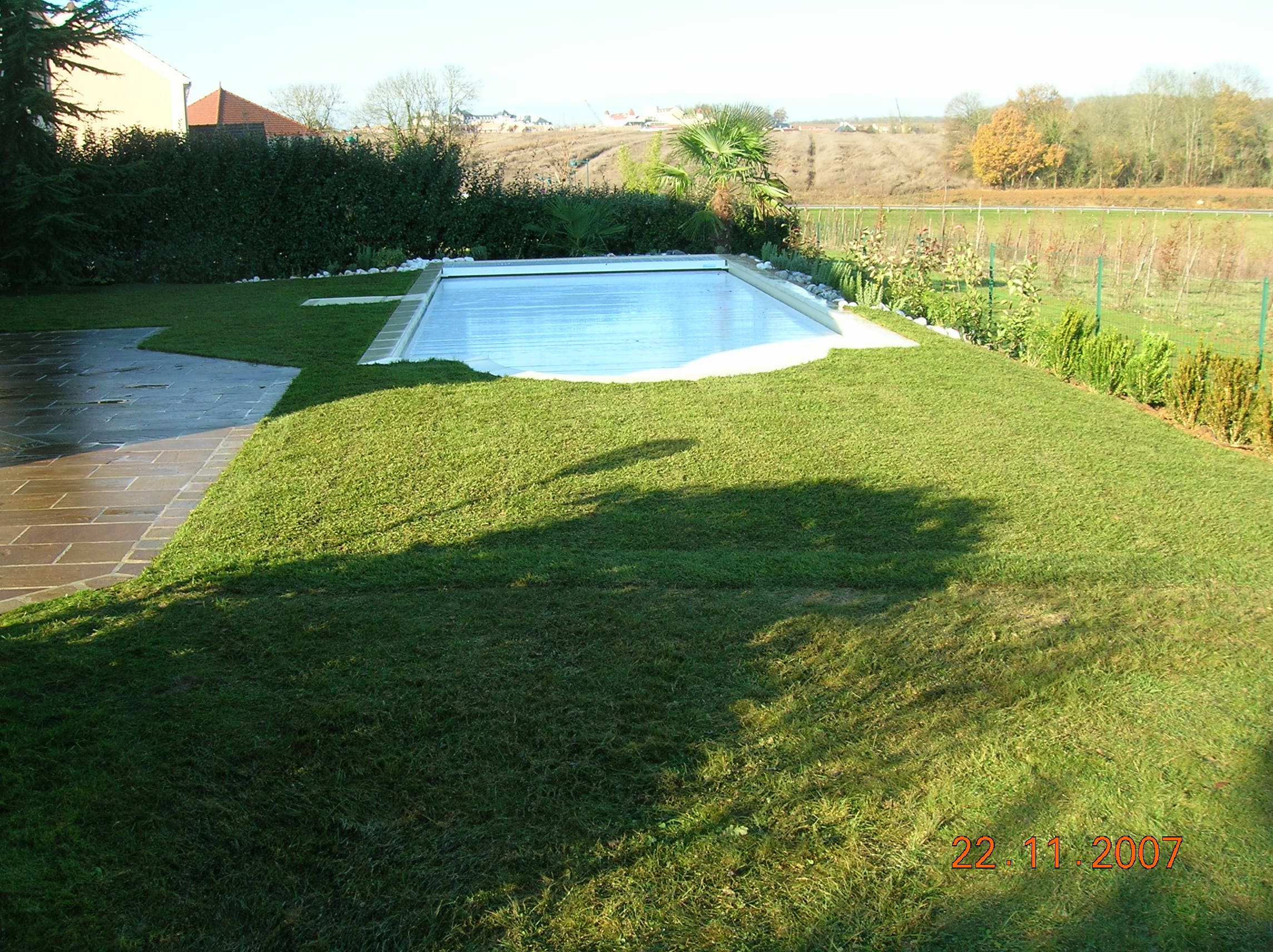  jardin avec piscine